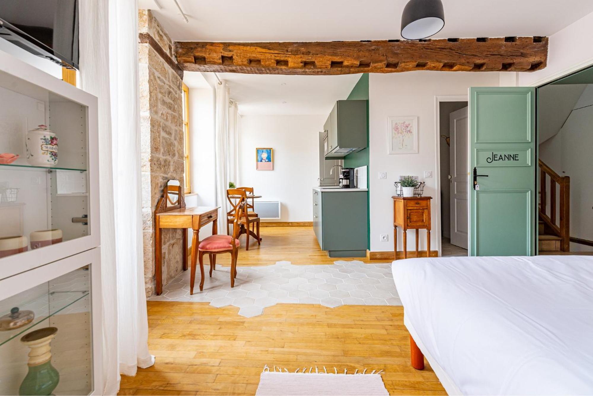 La Maison George Flavigny-sur-Ozerain Room photo