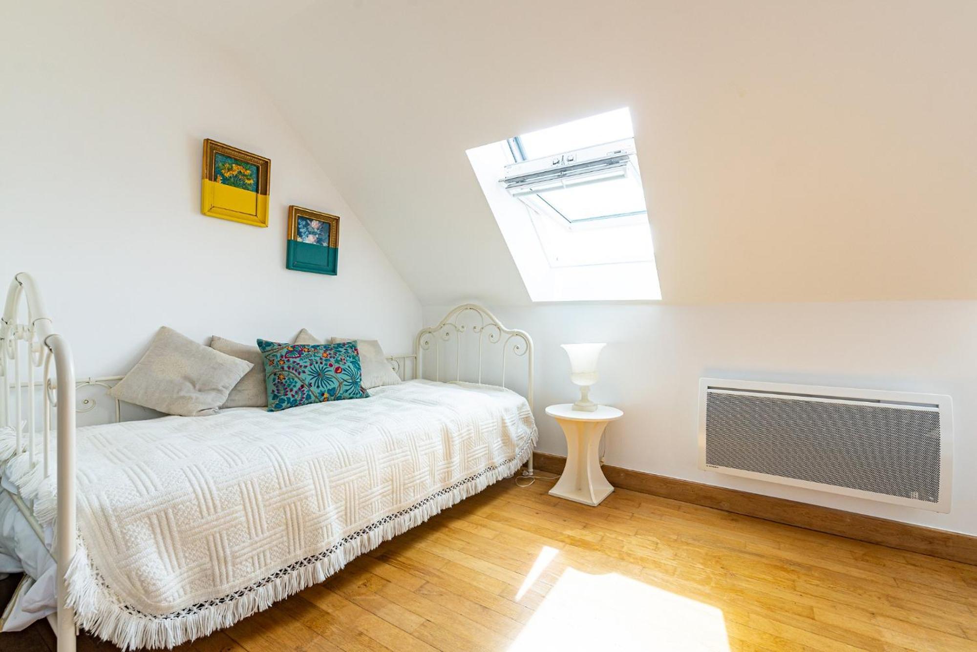 La Maison George Flavigny-sur-Ozerain Room photo